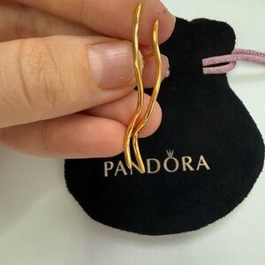 Pandora Essence Organically Shaped Wire Stud Earrings